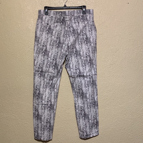 89th &  Madison Jeggings Stretch Pants Size L Animal Print White Gray - Picture 9 of 16